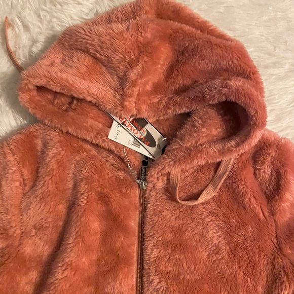 Faux Fur Jacket - Picture 5 of 9